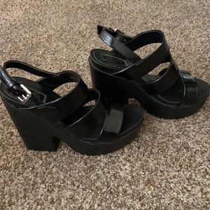 FOREVER 21 chunky block heels ! 🖤